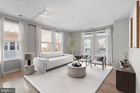 2665 Prosperity Ave #319, Fairfax, VA 22031