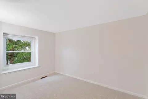 8858 Applecross Ln, Springfield, VA 22153 photo 39