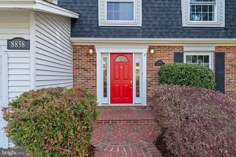 8858 Applecross Ln, Springfield, VA 22153 photo 3