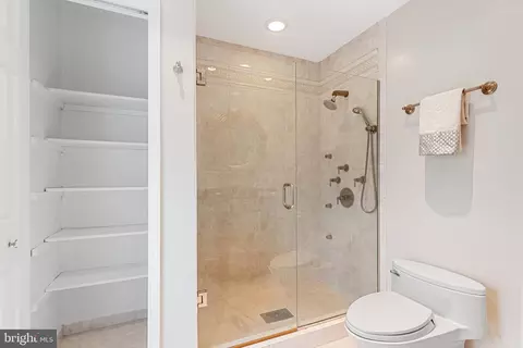 8858 Applecross Ln, Springfield, VA 22153 photo 30