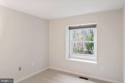8858 Applecross Ln, Springfield, VA 22153 photo 37