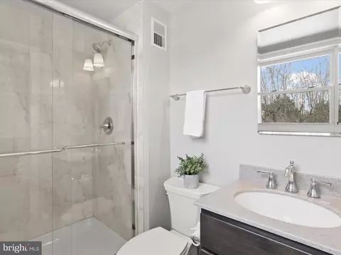 13307 Lockgate Pl, Herndon, VA 20171 photo 22