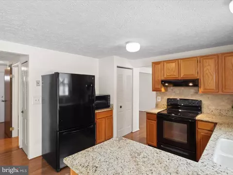 13307 Lockgate Pl, Herndon, VA 20171 photo 10