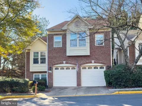 6531 Legendgate Pl, Burke, VA 22015 photo 2