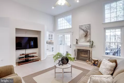 6531 Legendgate Pl, Burke, VA 22015 photo 19