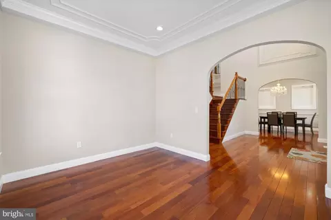 Entry Way - 10102 Vale Rd, Vienna, VA 22181 photo 5 of 21