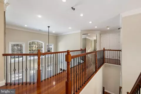 Entry Way - 10102 Vale Rd, Vienna, VA 22181 photo 14 of 21