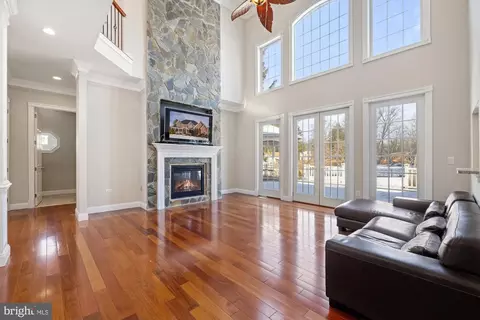 Living - 10102 Vale Rd, Vienna, VA 22181 photo 1 of 9