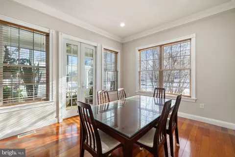 Dining - 10102 Vale Rd, Vienna, VA 22181 photo 4 of 6