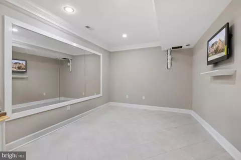 Other - 10102 Vale Rd, Vienna, VA 22181 photo 20 of 33
