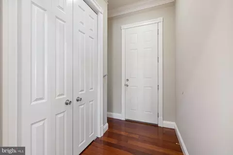 Entry Way - 10102 Vale Rd, Vienna, VA 22181 photo 9 of 21