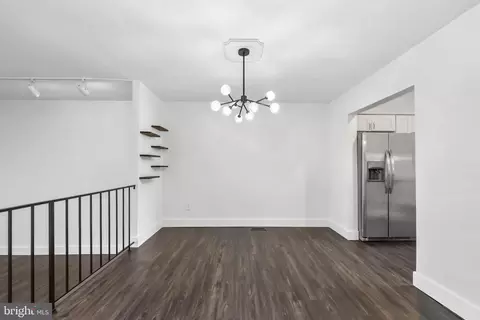 11711 Decade Ct, Reston, VA 20191 photo 8