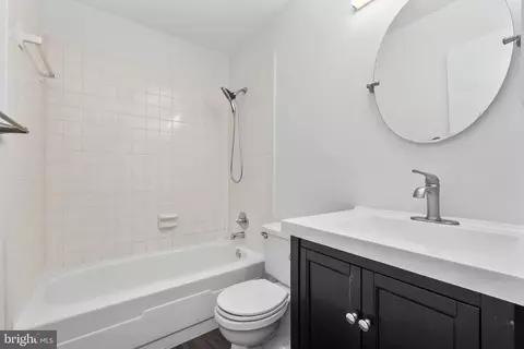 11711 Decade Ct, Reston, VA 20191 photo 22