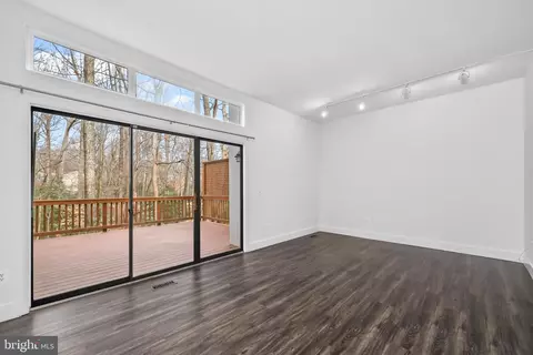 11711 Decade Ct, Reston, VA 20191 photo 10