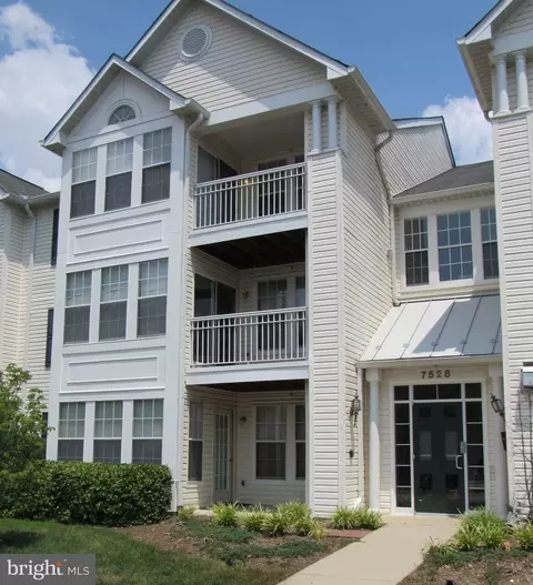 7528 Coxton Ct #J, Alexandria, VA 22306