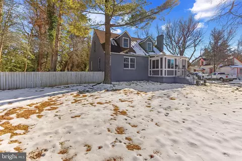 4129 Buckman Rd, Alexandria, VA 22309