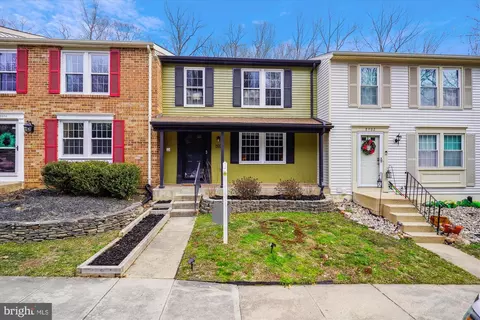 8904 Gutman Ct, Springfield, VA 22153