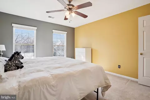 Bedroom - 14086 Eagle Chase Cir, Chantilly, VA 20151 photo 10 of 11