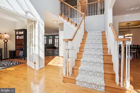Entry Way - 14086 Eagle Chase Cir, Chantilly, VA 20151 photo 1 of 11