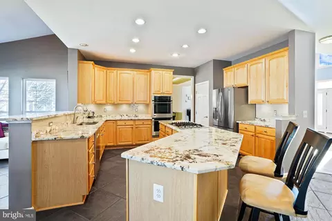 Kitchen - 14086 Eagle Chase Cir, Chantilly, VA 20151 photo 1 of 4