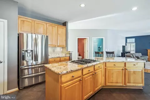 Kitchen - 14086 Eagle Chase Cir, Chantilly, VA 20151 photo 3 of 4