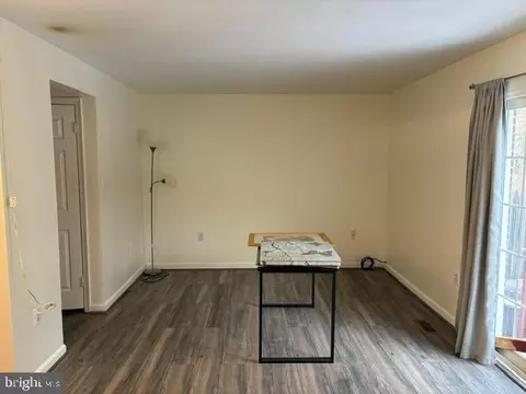 7004 Bradwood Ct, Springfield, VA 22151 photo 9