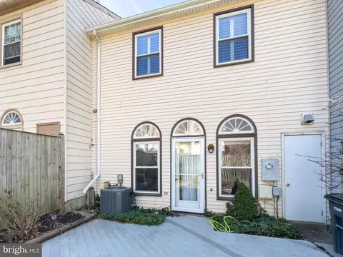 7814 Lake Pleasant Dr, Springfield, VA 22153 photo 31