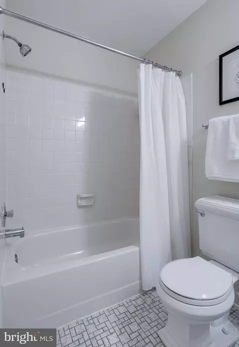 7814 Lake Pleasant Dr, Springfield, VA 22153 photo 21