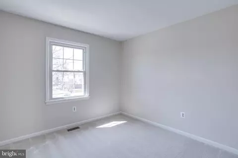 7814 Lake Pleasant Dr, Springfield, VA 22153 photo 18