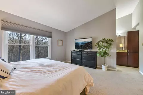 1642 Oak Spring Way, Reston, VA 20190 photo 16