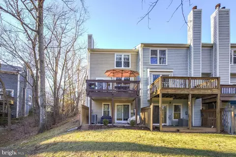 1642 Oak Spring Way, Reston, VA 20190 photo 28