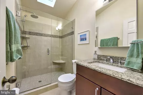 1642 Oak Spring Way, Reston, VA 20190 photo 18