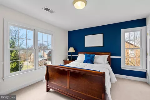 1584 Highland Glen Pl, Mclean, VA 22101 photo 24