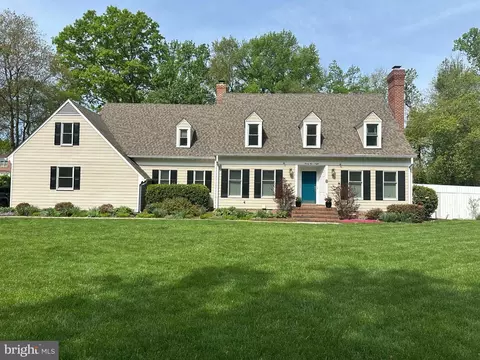 9508 Ferry Harbour Ct, Alexandria, VA 22309