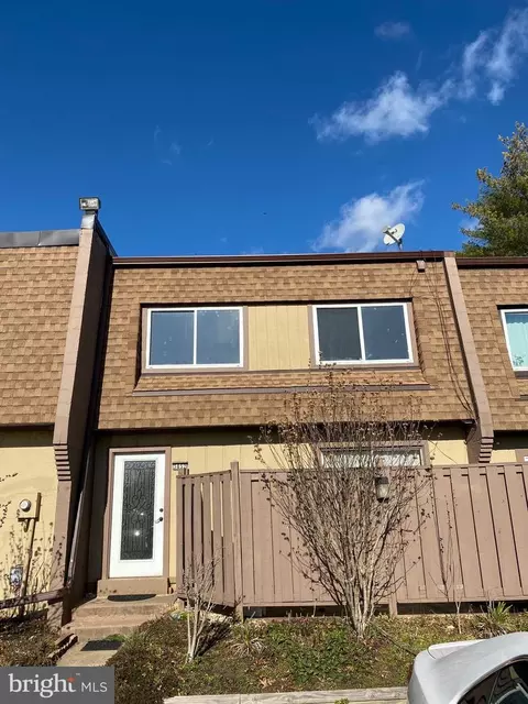3852 Manzanita Pl #C, Alexandria, VA 22309