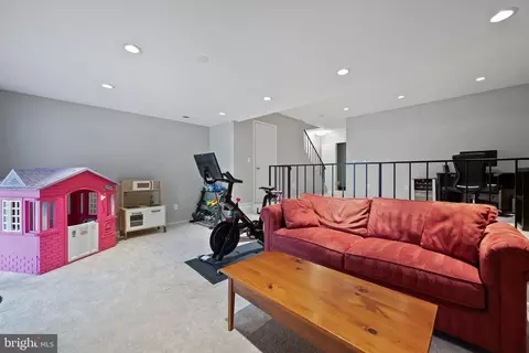 11714 Decade Ct, Reston, VA 20191 photo 31