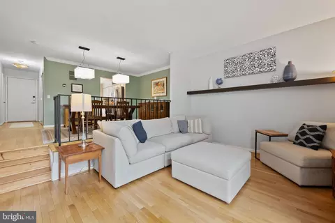 11714 Decade Ct, Reston, VA 20191 photo 13