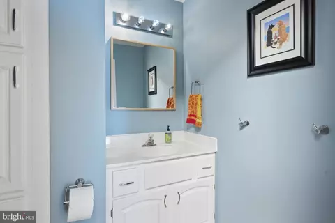 11714 Decade Ct, Reston, VA 20191 photo 32