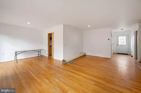 6232 Greeley Blvd, Springfield, VA 22152 photo 10