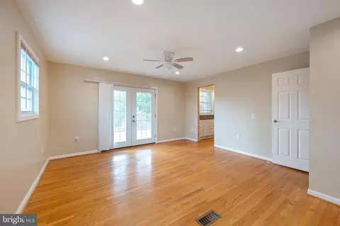 6232 Greeley Blvd, Springfield, VA 22152 photo 11