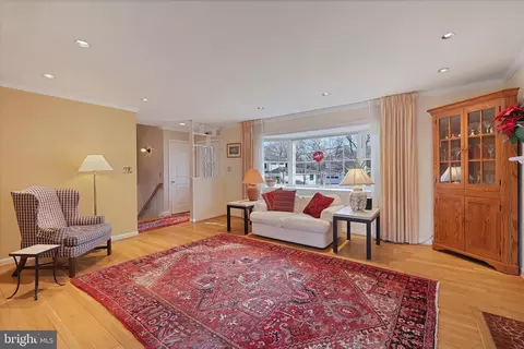 1830 Susquehannock Dr, Mclean, VA 22101 photo 7