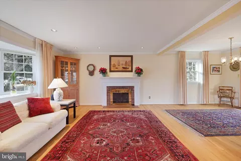 1830 Susquehannock Dr, Mclean, VA 22101 photo 8