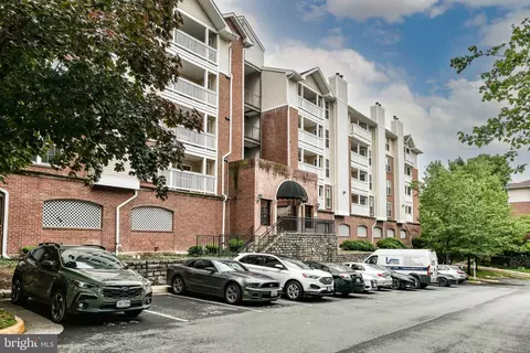 1524 Lincoln Way #433, Mclean, VA 22102