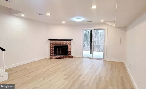 8529 Gambel Oak Dr, Springfield, VA 22153 photo 43