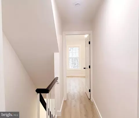 8529 Gambel Oak Dr, Springfield, VA 22153 photo 39