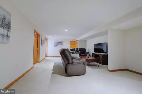 Other - 8100 Saint David Ct, Springfield, VA 22153 photo 3 of 11