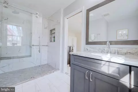 Bath - 8100 Saint David Ct, Springfield, VA 22153 photo 1 of 4
