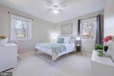 Bedroom - 8100 Saint David Ct, Springfield, VA 22153 photo 5 of 11