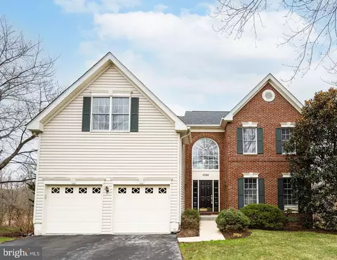 13365 Horsepen Woods Ln, Herndon, VA 20171