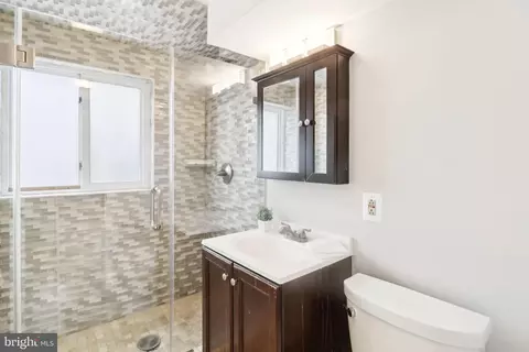 7102 Catlett St, Springfield, VA 22151 photo 37